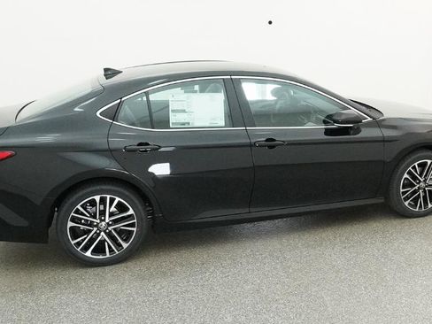 New 2026 Toyota Camry XLE image 13