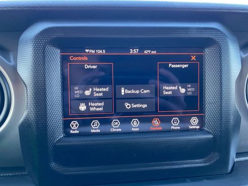 Used 2021 Jeep Wrangler Unlimited Sport image 24