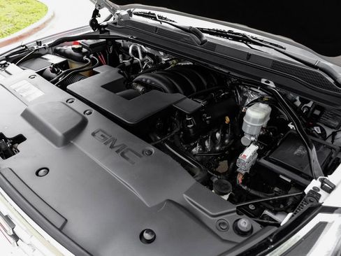 Used 2018 GMC Yukon Denali w/ Denali Ultimate Package image 57