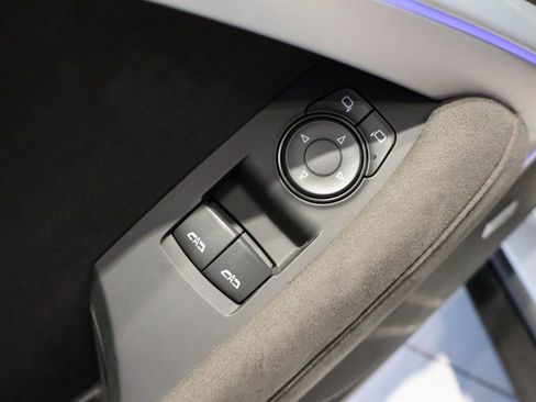 Used 2018 Chevrolet Camaro ZL1 image 18