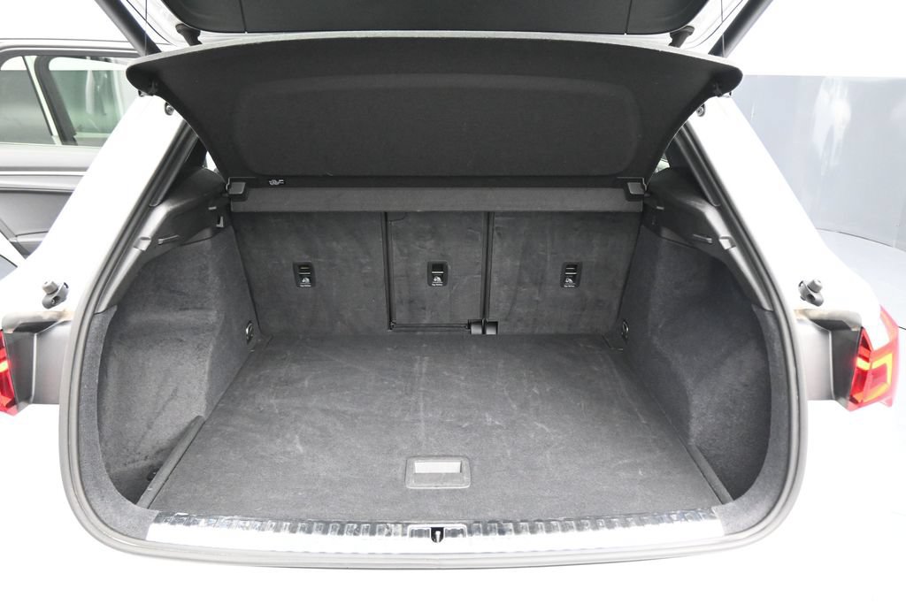 Used 2025 Audi Q3 2.0T Premium AWD/4WD image 29