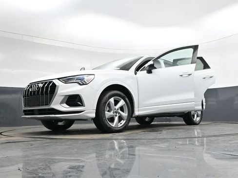 Used 2022 Audi Q3 2.0T Premium Plus image 44