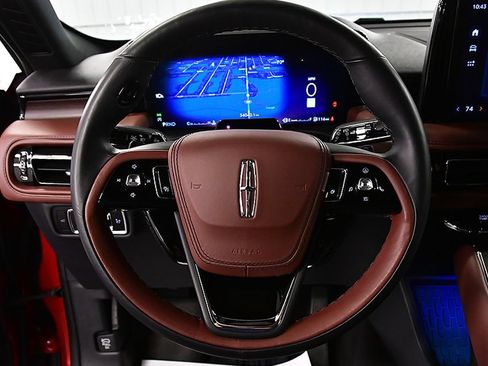 Used 2025 Lincoln Aviator Reserve w/ Equipment Group 201A AWD/4WD image 18