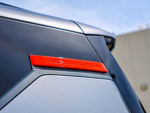 Used 2025 Nissan Armada PRO-4X w/ Pro-4X Premium Package image 6