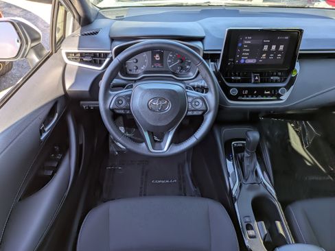 Used 2023 Toyota Corolla SE image 17