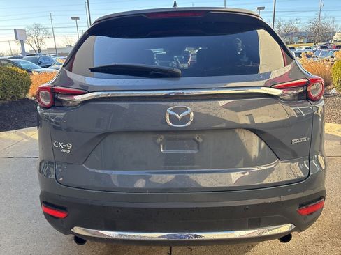 Used 2023 MAZDA CX-9 Carbon Edition image 4