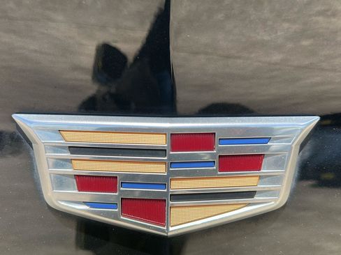 Used 2022 Cadillac XT4 Sport w/ Comfort Package AWD/4WD image 31
