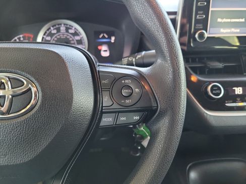 Used 2020 Toyota Corolla LE image 17