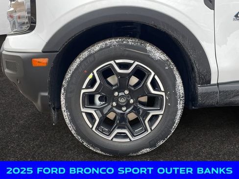 New 2025 Ford Bronco Sport Outer Banks w/ Outer Banks Tech Package+ image 14