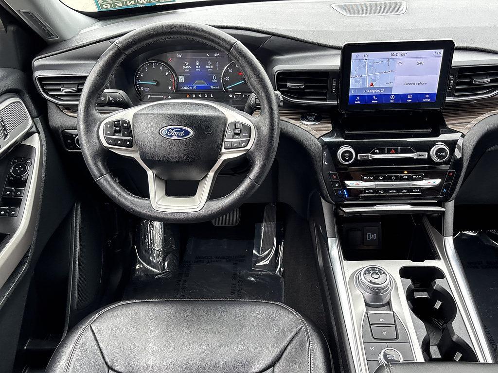 Used 2024 Ford Explorer Limited AWD/4WD image 13