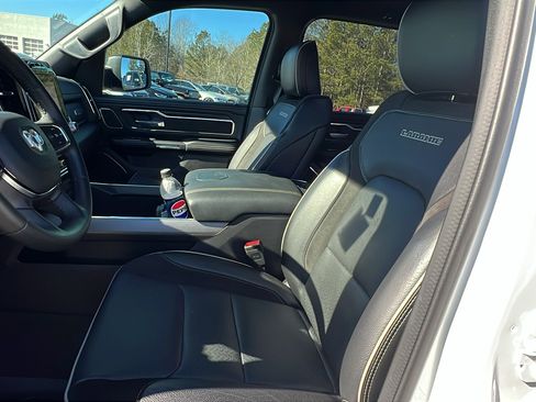 Used 2024 RAM 1500 Laramie image 17