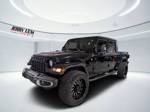 Used 2021 Jeep Gladiator Sport AWD/4WD image 7