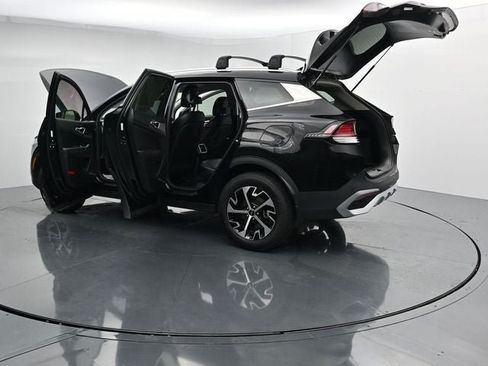 Used 2024 Kia Sportage EX AWD/4WD image 40