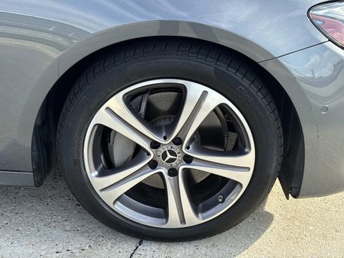 Used 2020 Mercedes-Benz E 350 Sedan image 4
