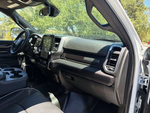 Used 2022 RAM 2500 Laramie w/ Night Edition AWD/4WD image 40