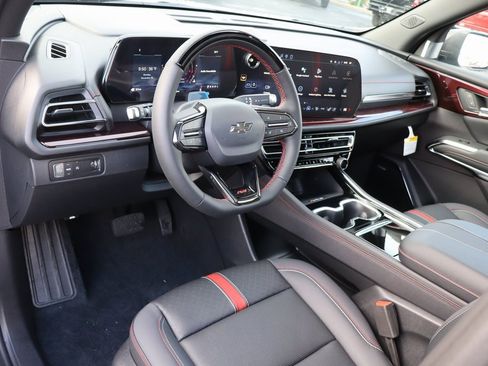 New 2026 Chevrolet Traverse RS image 5