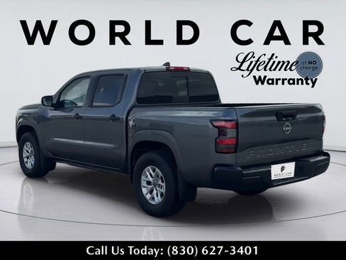 Used 2025 Nissan Frontier S RWD image 5