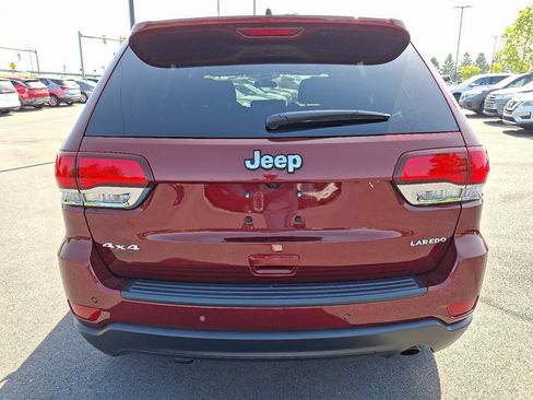 Used 2020 Jeep Grand Cherokee Laredo AWD/4WD image 6