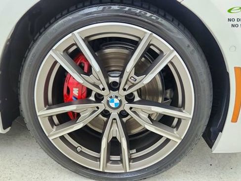 Used 2024 BMW M440i Convertible w/ Premium Package RWD image 60