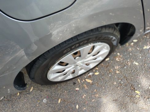 Used 2013 Nissan Sentra SV image 19