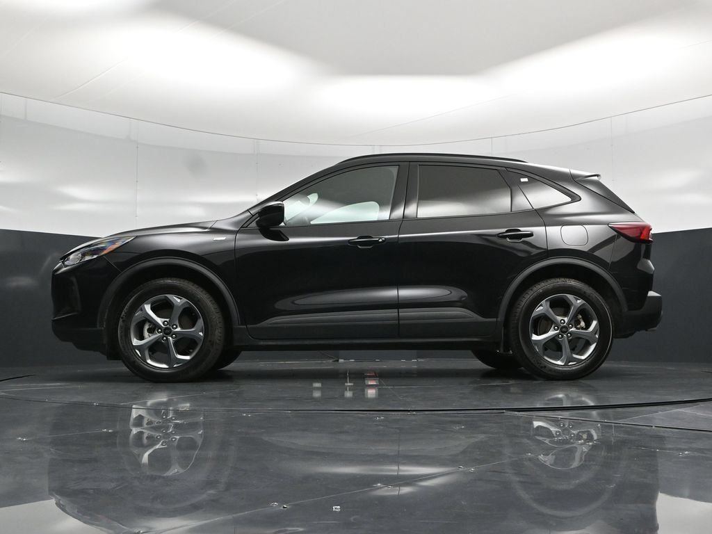 Used 2025 Ford Escape ST-Line Select AWD/4WD image 51