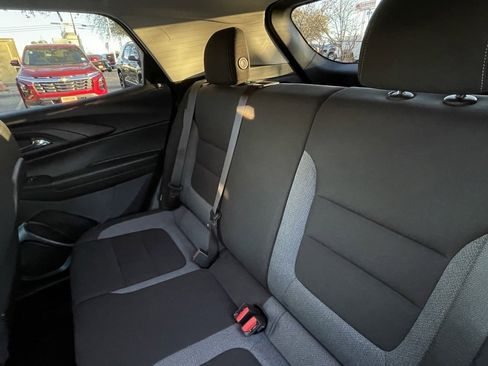 Used 2025 Chevrolet TrailBlazer LT image 24