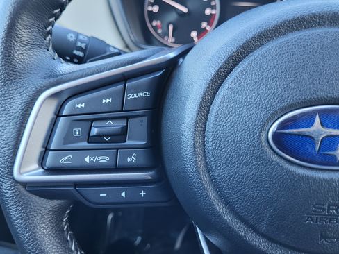 Certified 2025 Subaru Outback Limited image 28