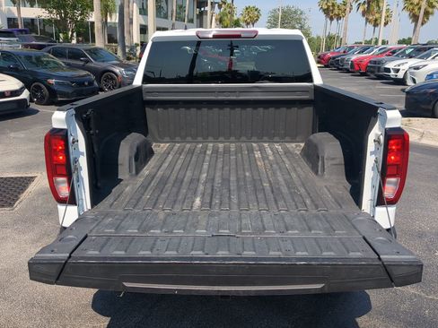 Used 2023 GMC Sierra 1500 SLE w/ X31 Off-Road Package AWD/4WD image 15