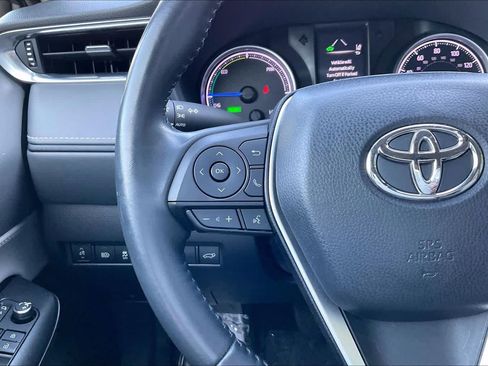 Used 2021 Toyota Venza LE AWD/4WD image 22