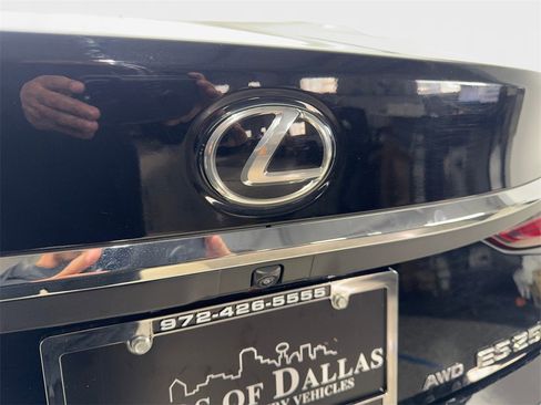 Used 2021 Lexus ES 250 w/ Premium Package image 21