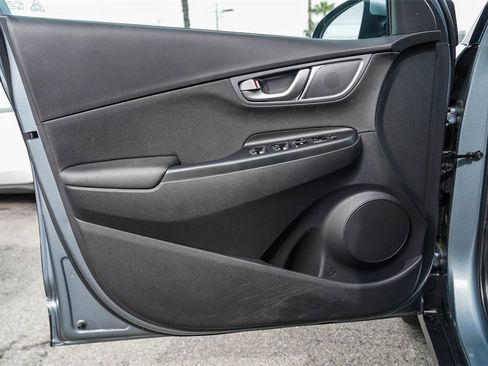 Used 2019 Hyundai Kona Limited image 21