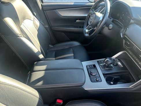 Used 2024 MAZDA CX-90 Plug-In Hybrid w/ Premium Plus image 17