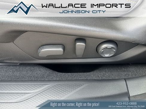 Used 2026 Subaru Outback Wilderness w/ Wilderness Package AWD/4WD image 8