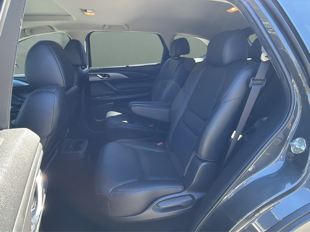 Used 2020 MAZDA CX-9 Touring w/ Touring Premium Package FWD image 12