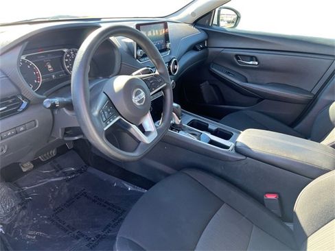 Used 2023 Nissan Sentra SV image 12