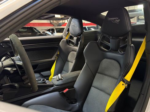 Used 2025 Porsche 911 GT3 RS RWD image 20