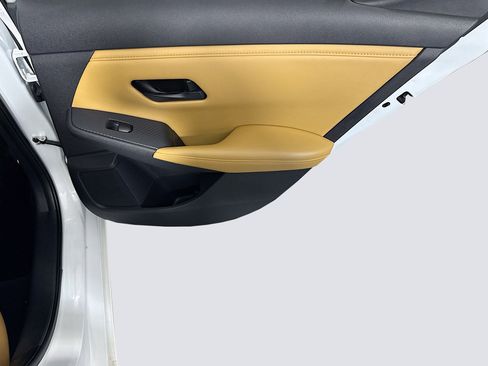 Used 2024 Nissan Sentra SV w/ SV Premium Package image 28