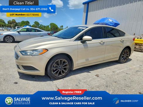 Used 2017 Ford Fusion SE w/ Fusion SE Technology Package FWD image 1