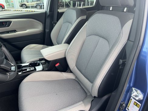 Used 2026 Subaru Forester Premium AWD/4WD image 19