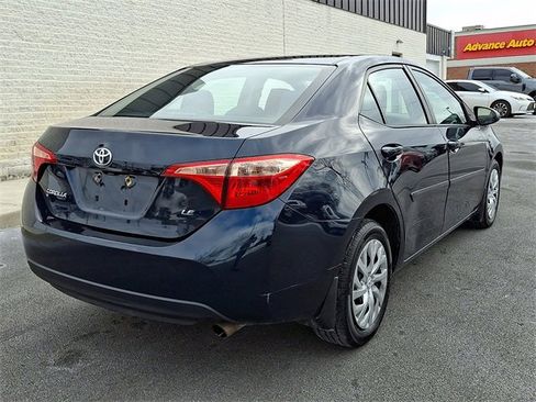 Used 2019 Toyota Corolla LE image 6
