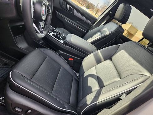 Used 2026 Buick Enclave Sport Touring w/ Power Package image 13