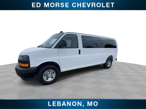 New 2026 Chevrolet Express 3500 LS image 4