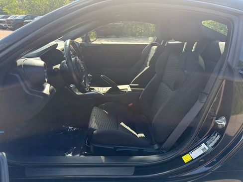 Used 2025 Toyota GR86 w/ ALL Weather Mat Package (TMS) RWD image 23