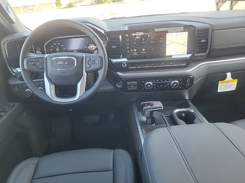 New 2026 GMC Sierra 1500 SLT image 27