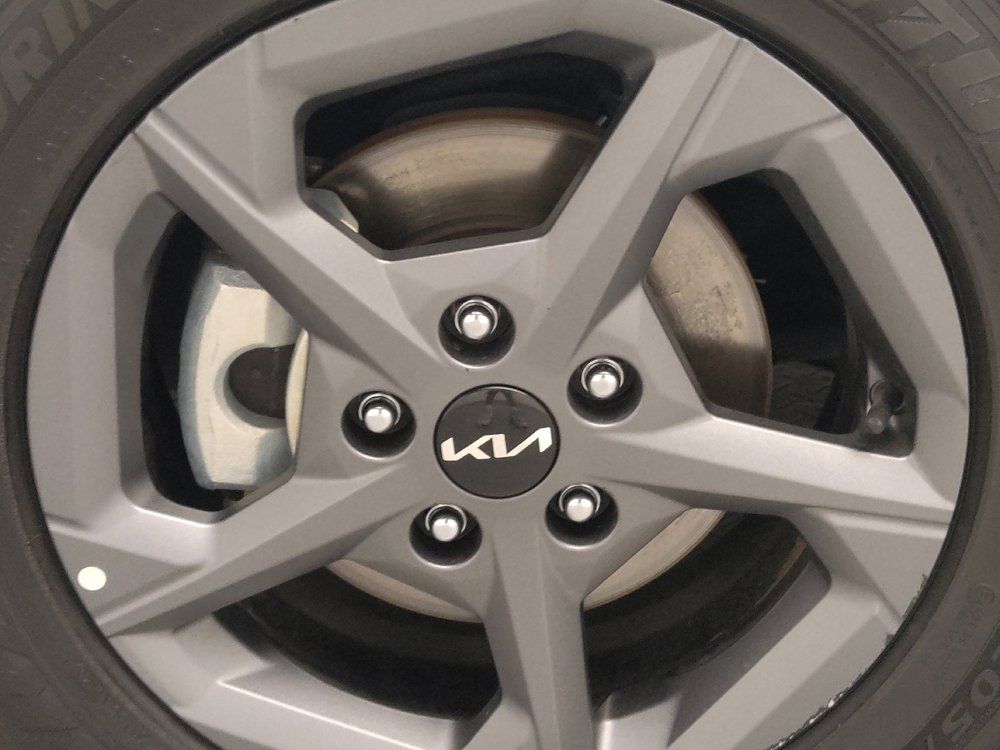 Used 2025 Kia K4 FWD image 31