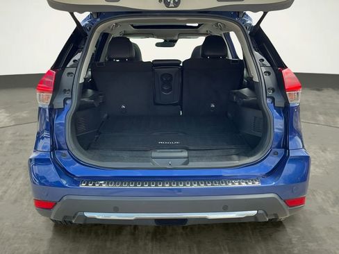 Used 2020 Nissan Rogue SL w/ Premium Package FWD image 18