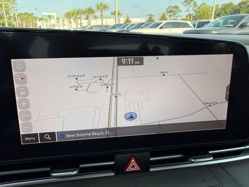 Used 2024 Hyundai Elantra SEL FWD image 23