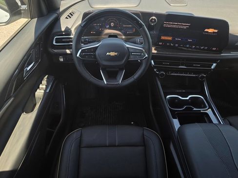 New 2026 Chevrolet Traverse High Country FWD image 11