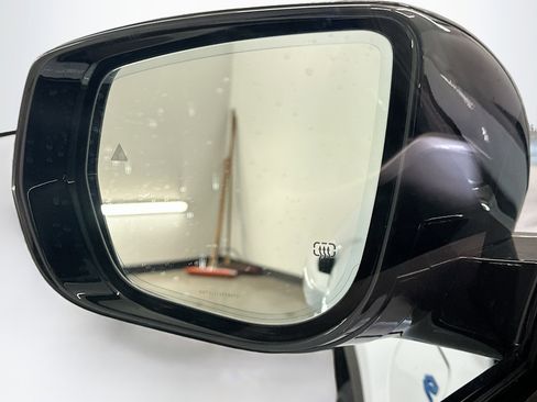 Used 2022 Jeep Grand Cherokee Limited 4xe w/ Luxury Tech Group II image 16