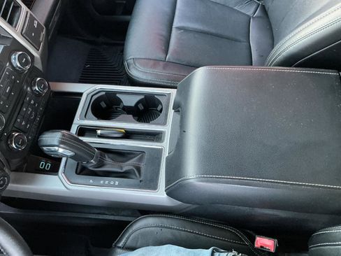 Used 2018 Ford F150 Lariat w/ Max Trailer Tow Package AWD/4WD image 15
